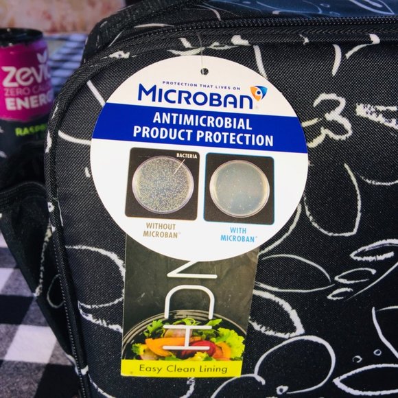 SALE! Handy Arctic Zone Tote with Thermal Insulation - Picture 11 of 14